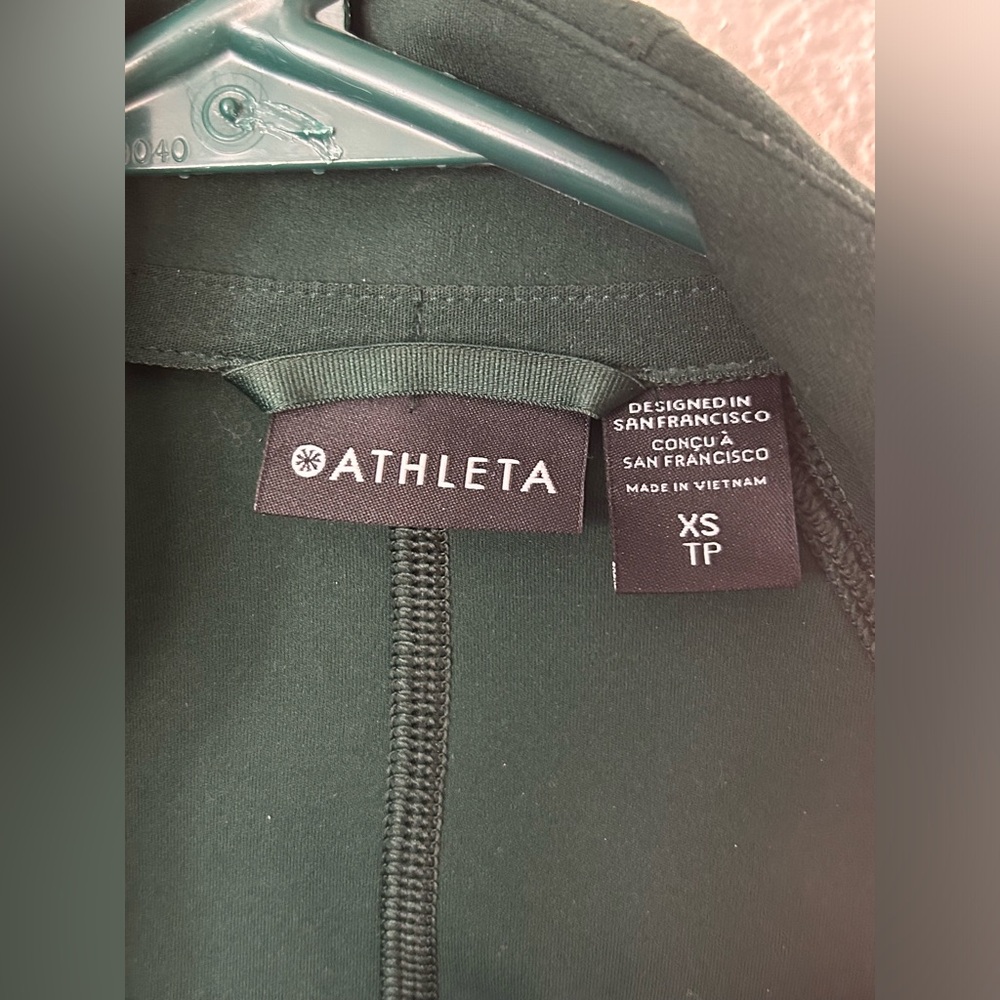 Athleta Salutation Full Zip Jacket Stretch Green … - image 8